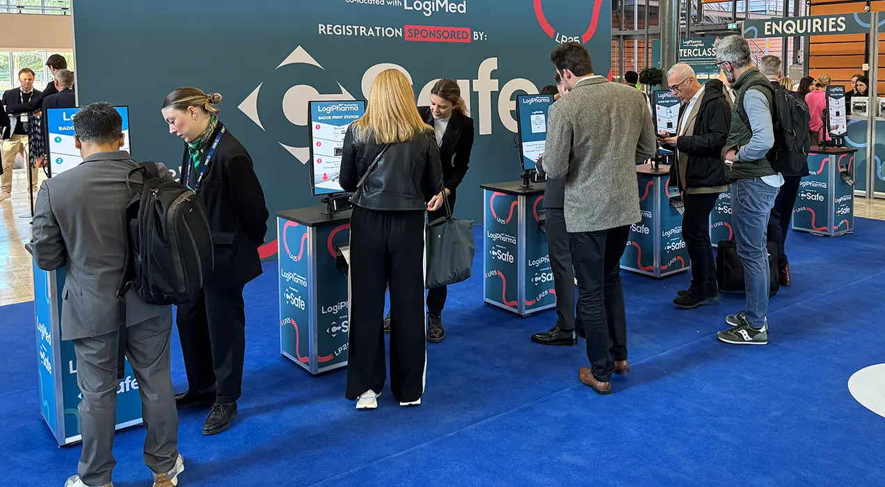 People using PrintPods at entrance to event